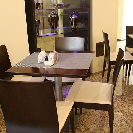 Zoom Apartments Hotel Córdoba Ngoại thất bức ảnh